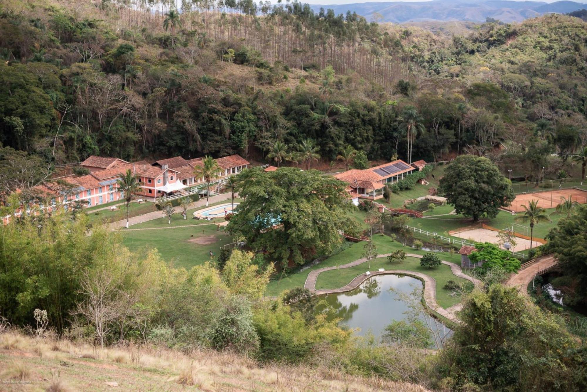 Hotel Fazenda Cachoeiras De Cavaru Васорас Екстер'єр фото